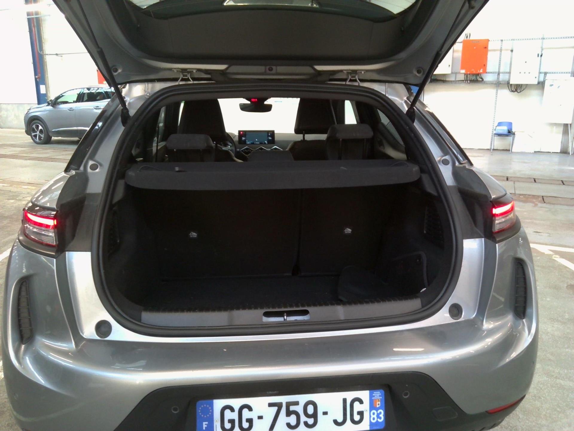 DS DS3 Crossback BlueHDi 130 EAT8 Performance Line+ 2022