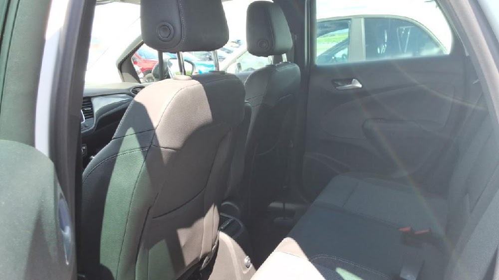 Foto BENELLI Crossland 9