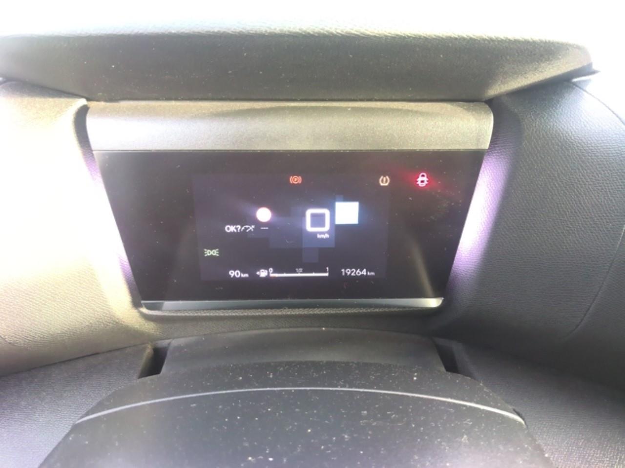 Foto Citroën C4 X 5