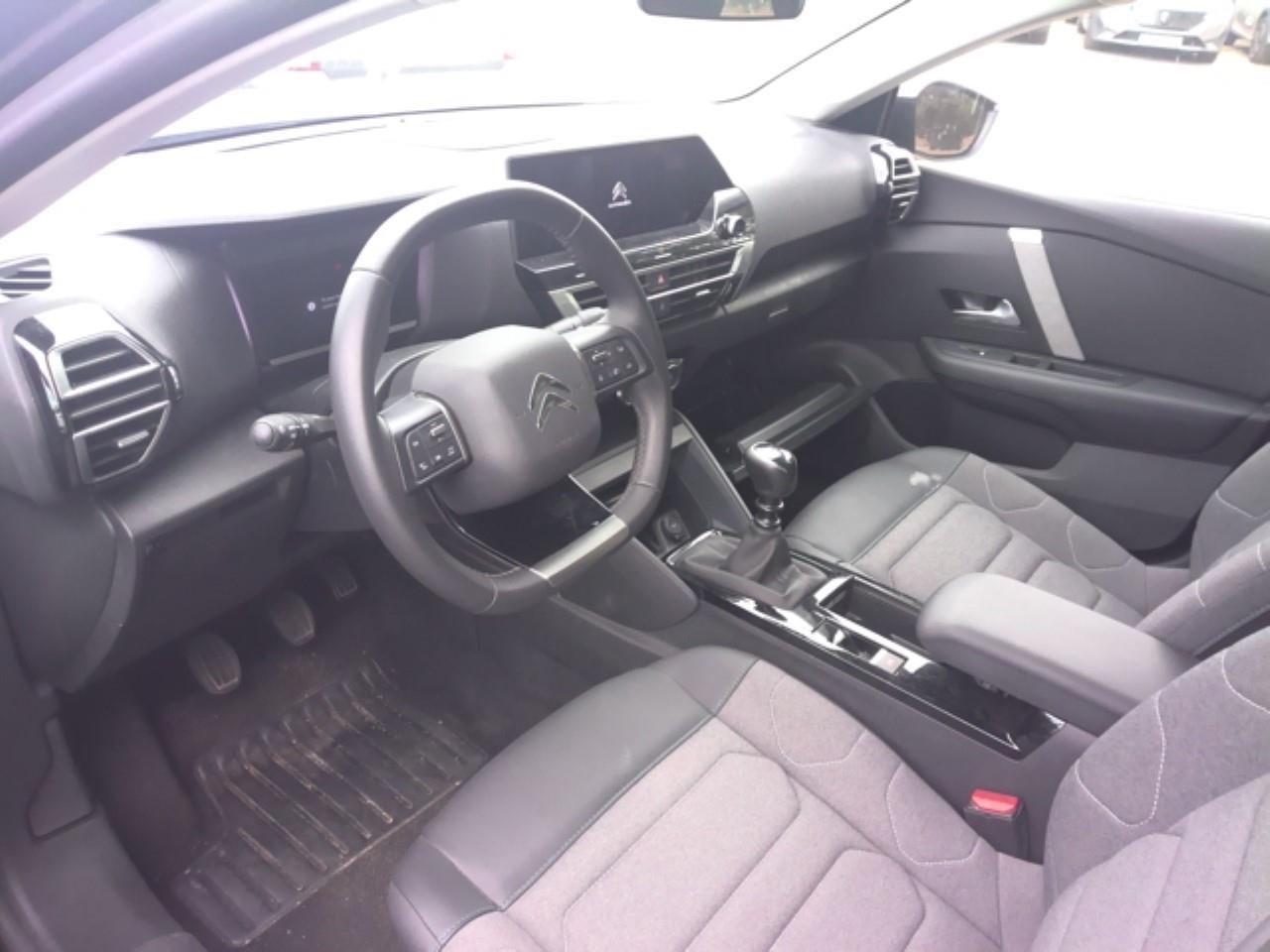 Foto Citroën C4 X 9
