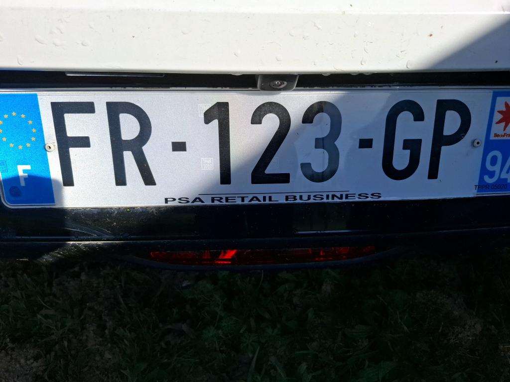 Peugeot 208 PureTech 100 S&S EAT8 Allure Business 2020