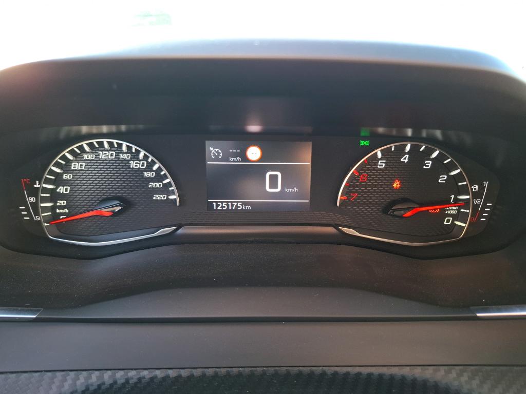 Peugeot 2008 BlueHDi 110 S&S BVM6 Active Pack 2022