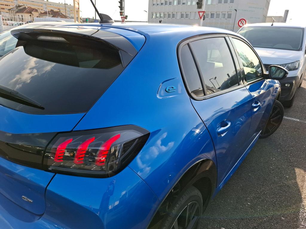 Peugeot 208 Electrique 50 kWh 136ch GT 2023