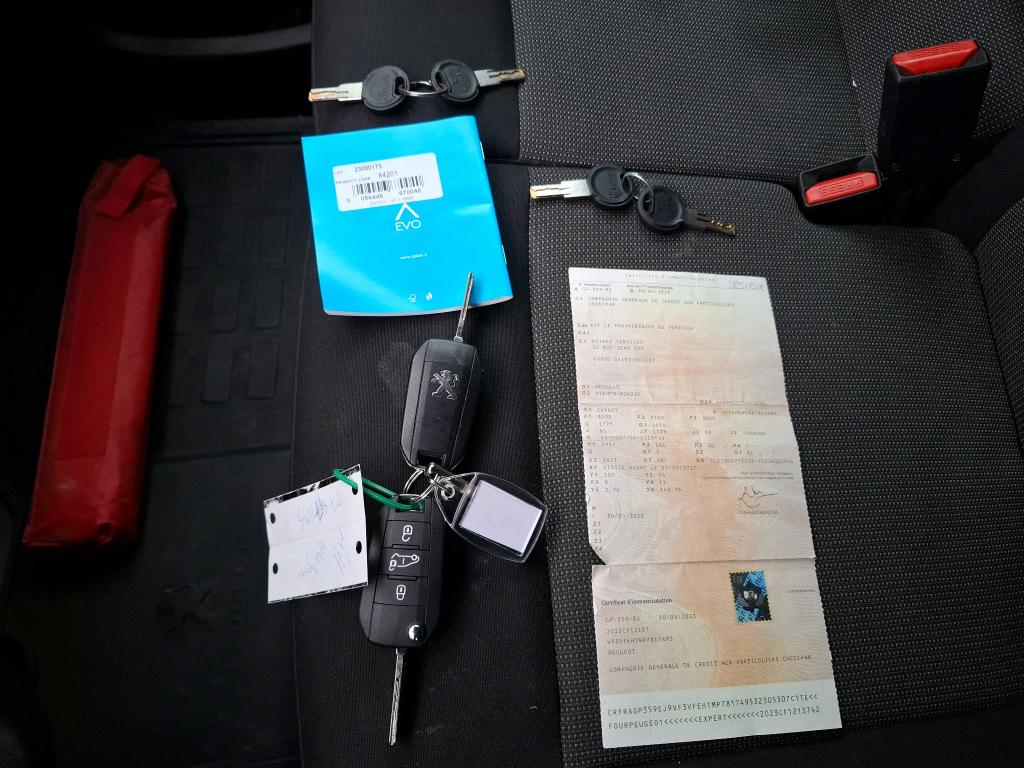 Peugeot EXPERT FGN TOLE M BLUEHDI 145 S&S BVM6  2023