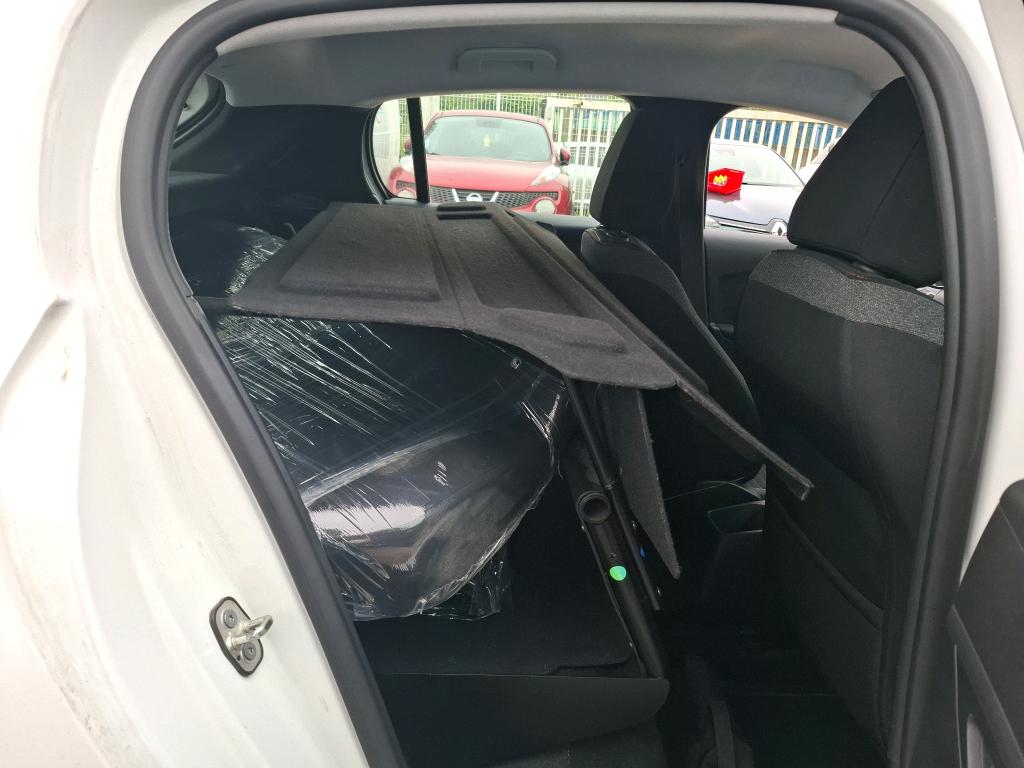 Peugeot 208 BlueHDi 100 S&S BVM6 Active Business 2021