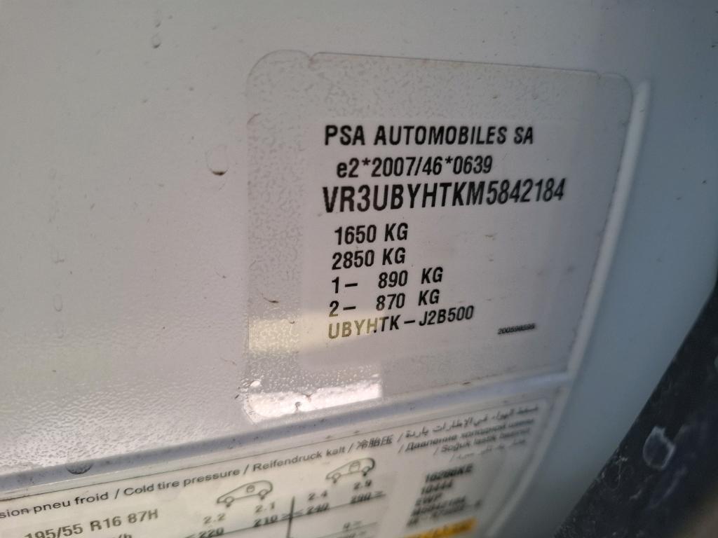 Peugeot 208 BlueHDi 100 S&S BVM6 Allure Business 2021