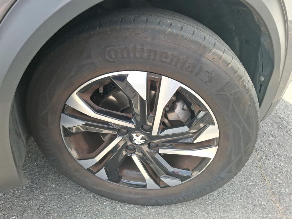 Peugeot 2008 BlueHDi 130 S&S EAT8 Allure Pack 2022