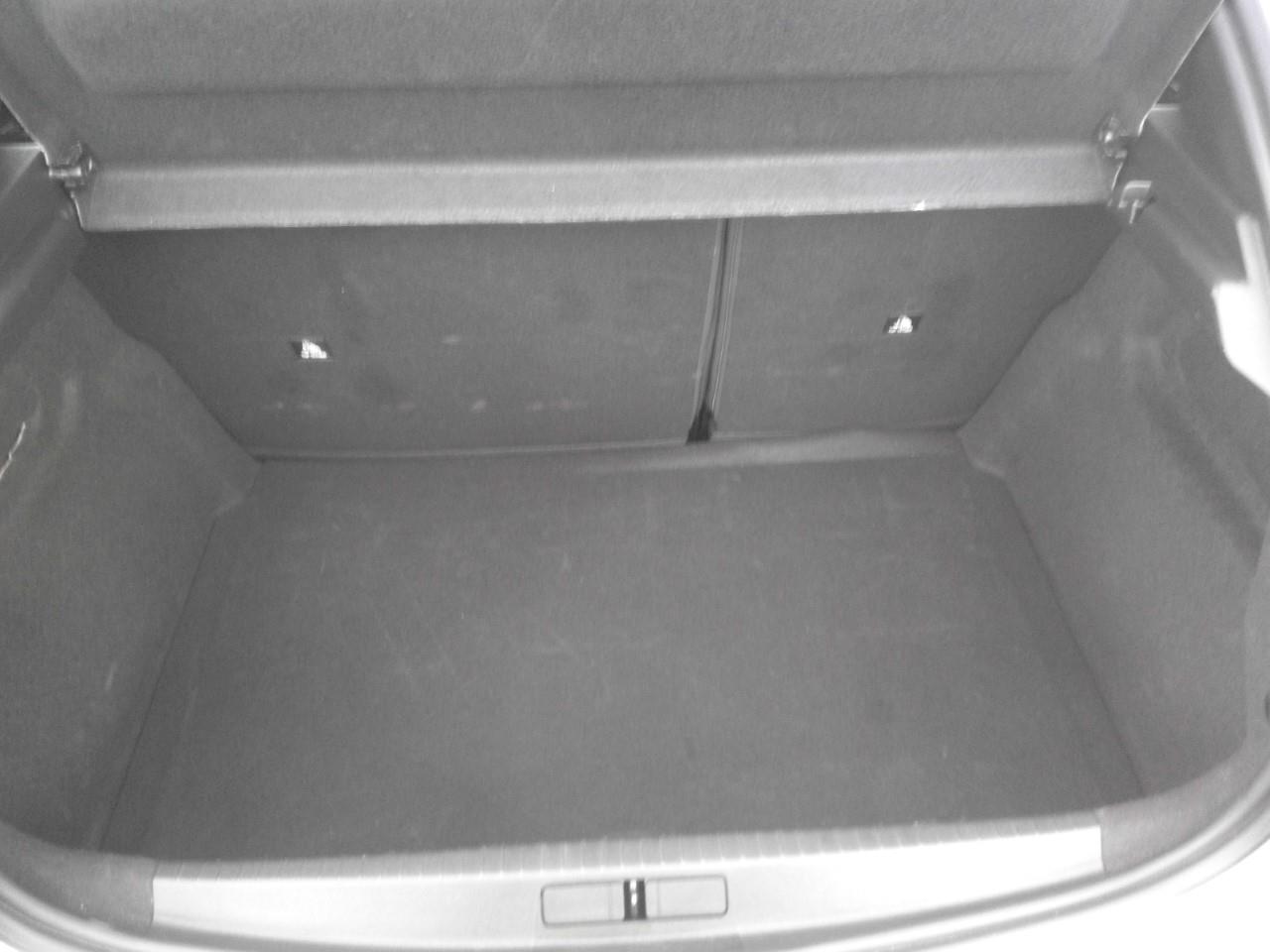 Foto Peugeot 208 7