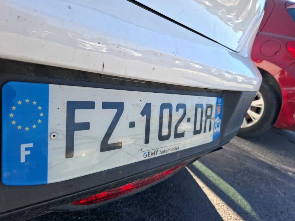 Peugeot 208 BLUEHDI 100 S&S BVM6 PREMIUM PACK 2021