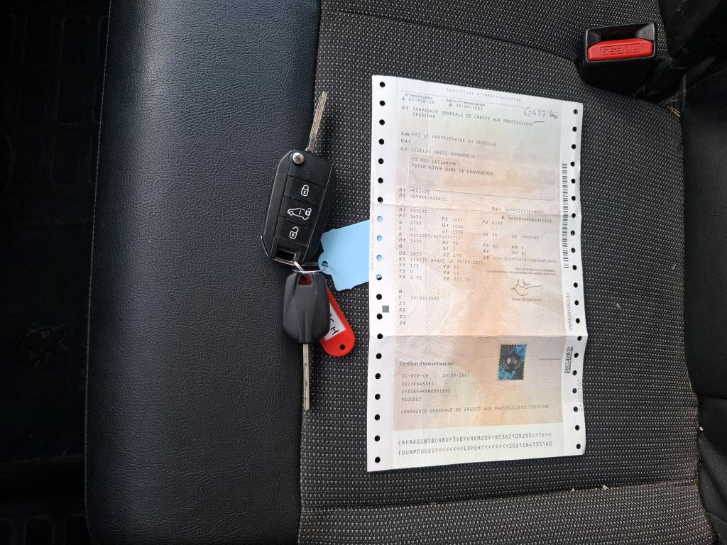 Peugeot EXPERT FGN TOLE STANDARD BLUEHDI 100 S&S BVM6 PREMIUM 2021