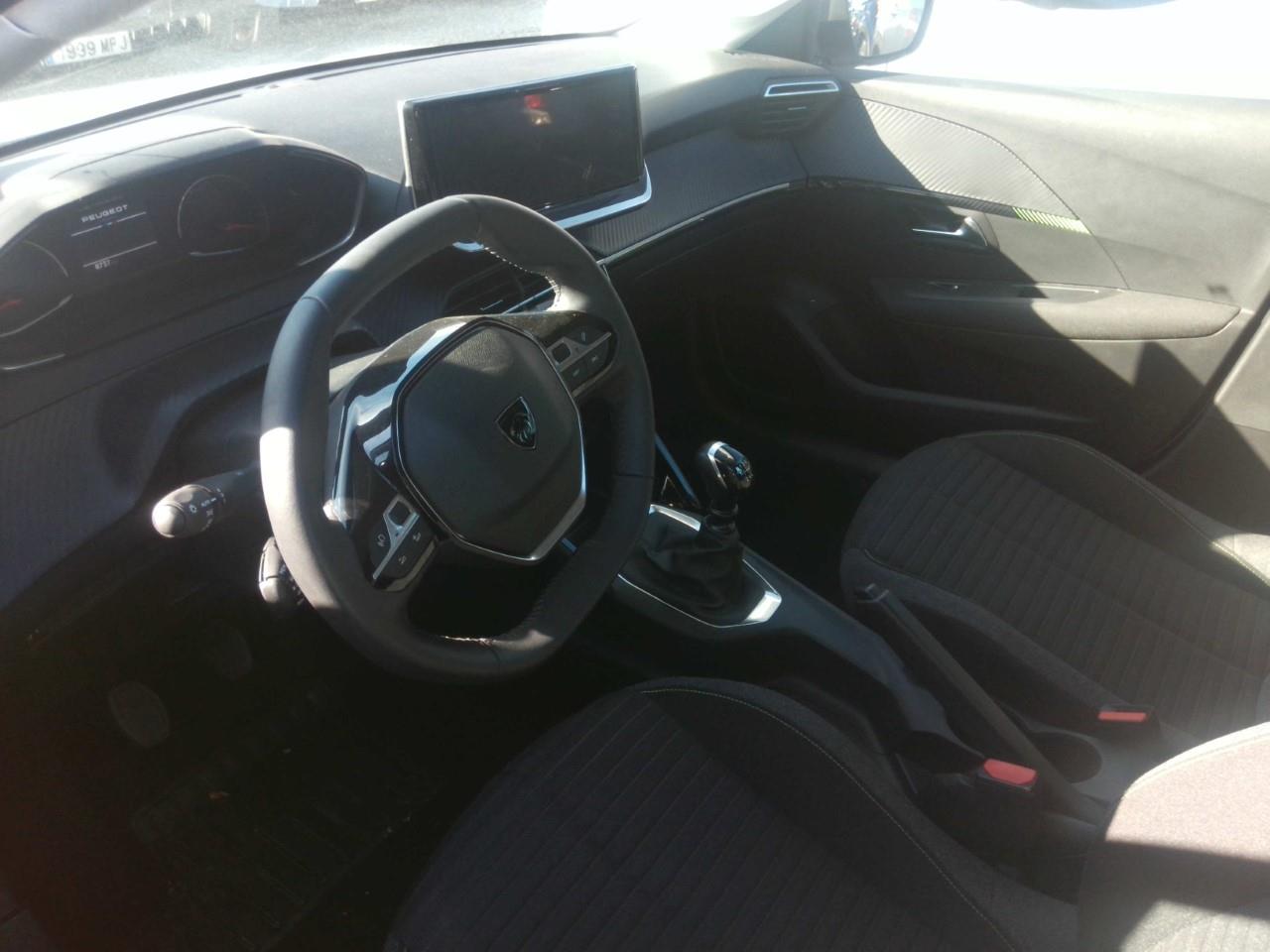 Foto Peugeot 208 3