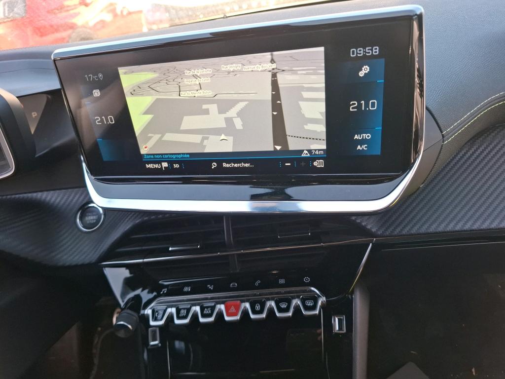 Peugeot 2008 PureTech 130 S&S EAT8 GT 2021