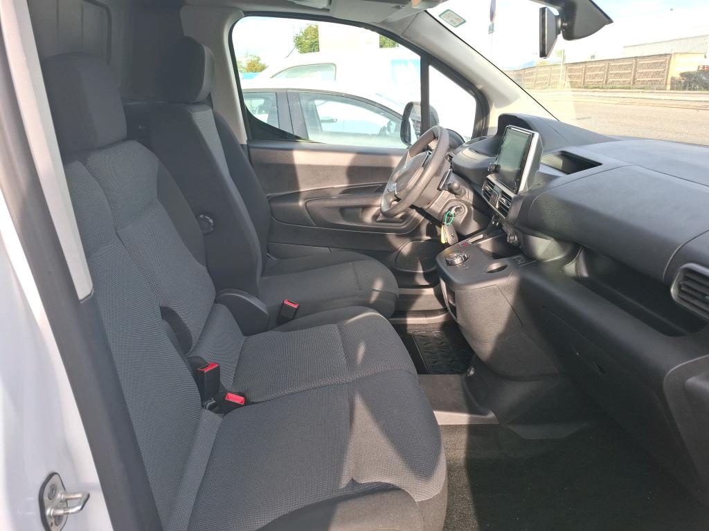 Peugeot PARTNER FOURGON STANDARD 650 KG BLUEHDI 130 S&S EAT8 ASPHALT 2022