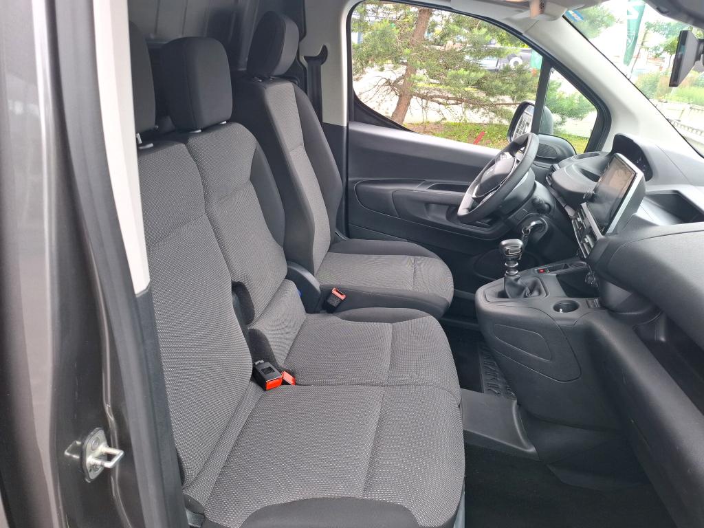 Peugeot PARTNER FOURGON STANDARD 650 KG PURETECH 110 S&S BVM6 ASPHALT 2021