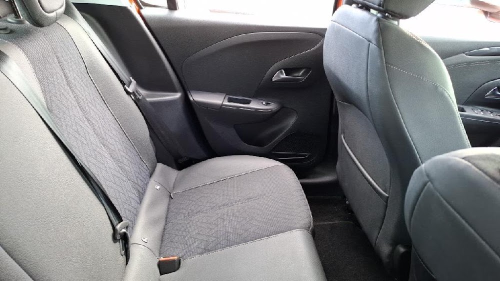 Foto Opel Corsa 14