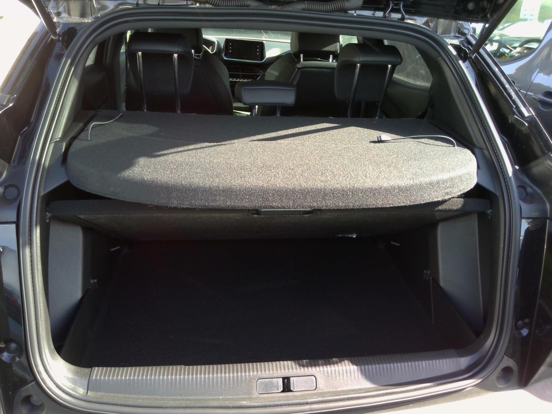 Peugeot 2008 PureTech 130 S&S EAT8 GT 2023