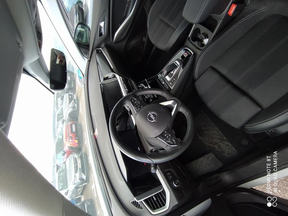 Foto Opel Grandland PHEV 11