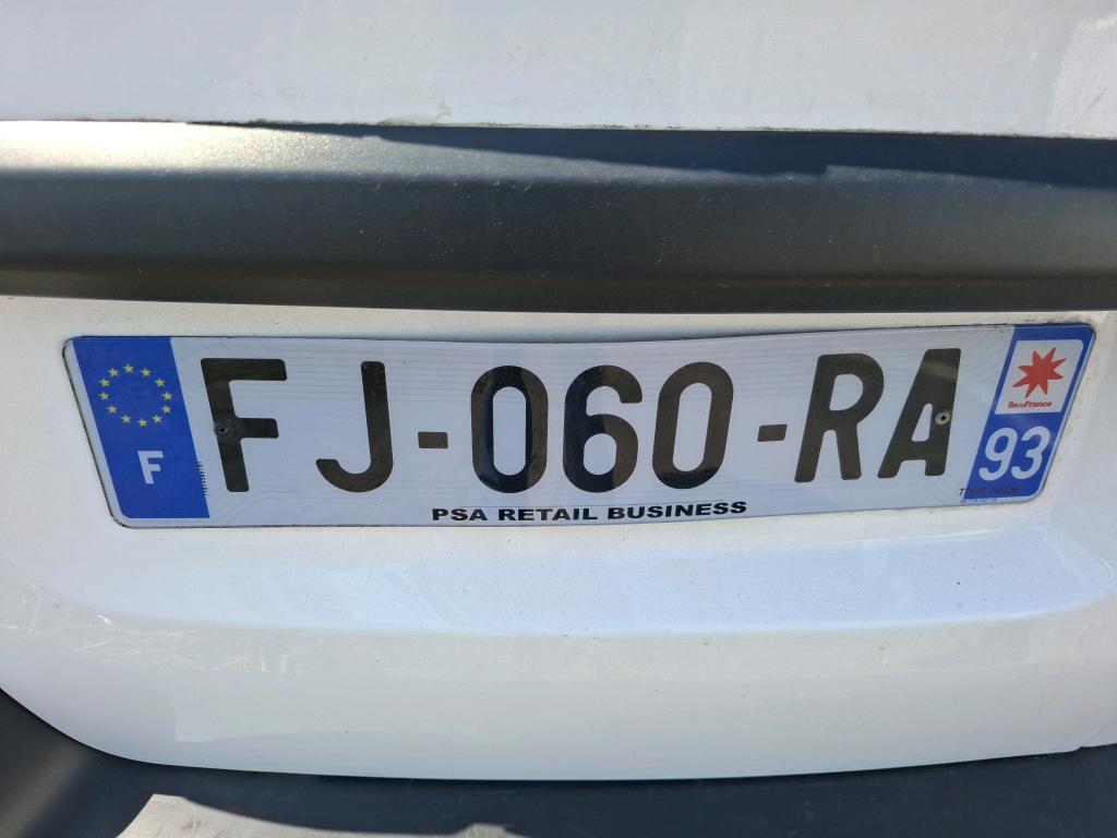 Peugeot EXPERT FGN TOLE STANDARD 1.5 BLUEHDI 120 S&S BVM6 ASPHALT 2019