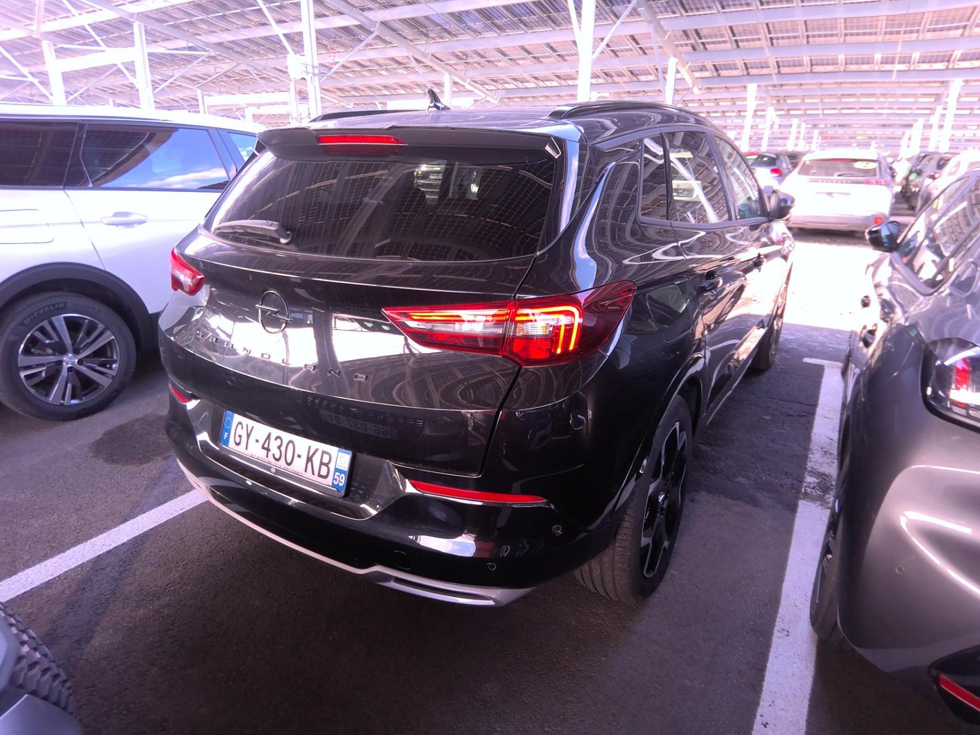 Opel Grandland Hybrid4 300 ch AWD BVA8 Ultimate 2022