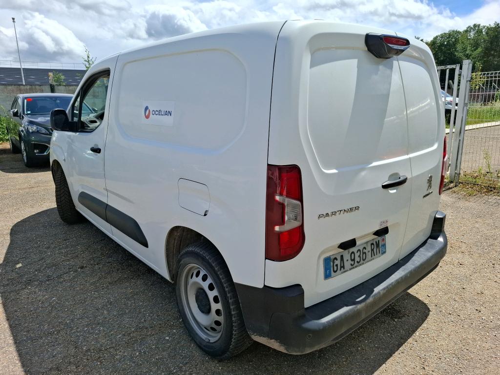 Peugeot PARTNER FOURGON STANDARD 650 KG BLUEHDI 130 S&S EAT8 ASPHALT 2021
