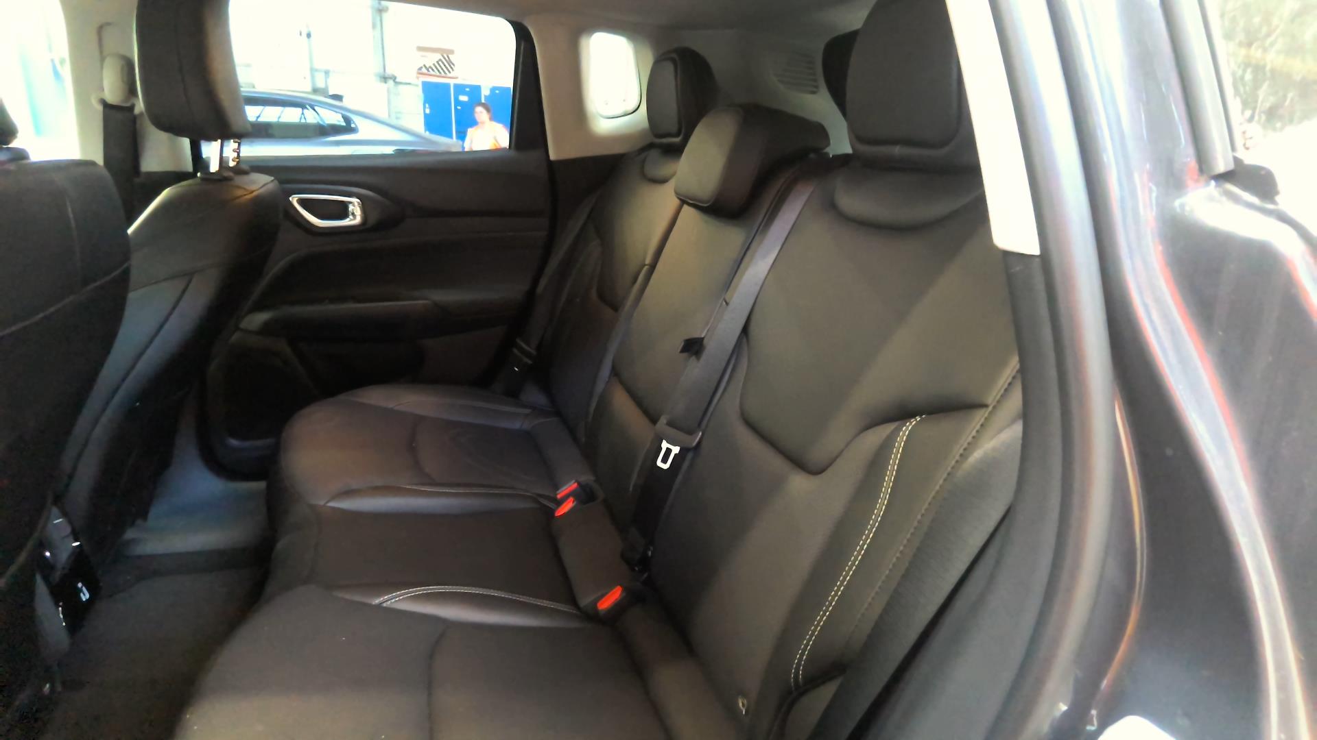 JEEP Compass 1.5 Turbo T4 130 ch BVR7 e-Hybrid Summit 2025