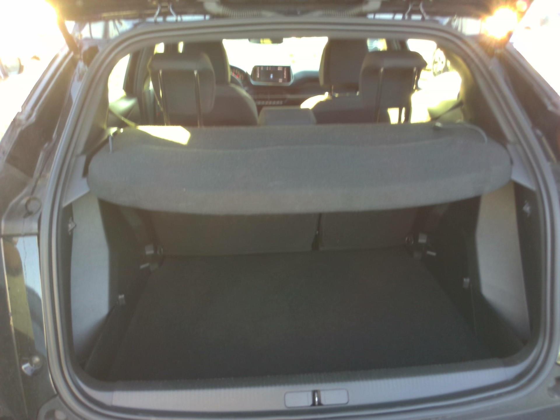 Peugeot 2008 PureTech 130 S&S BVM6 Active Pack 2022