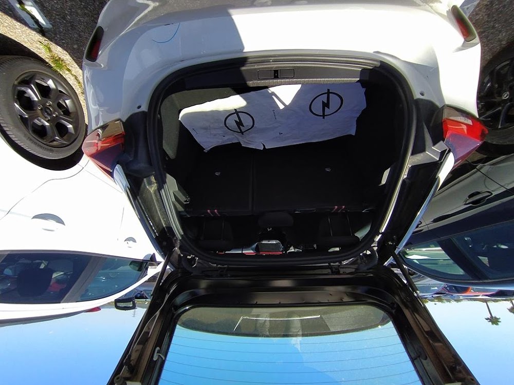 Foto Opel Corsa 12