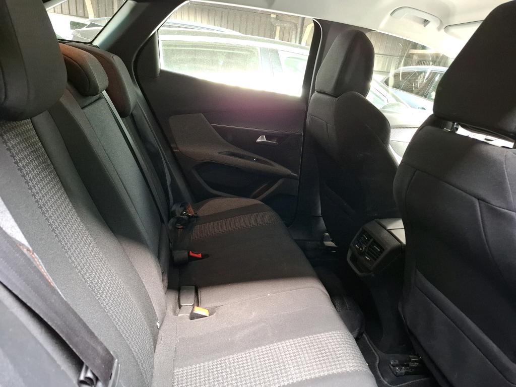 Peugeot 3008 BlueHDi 130ch S&S EAT8 Active Business 2021