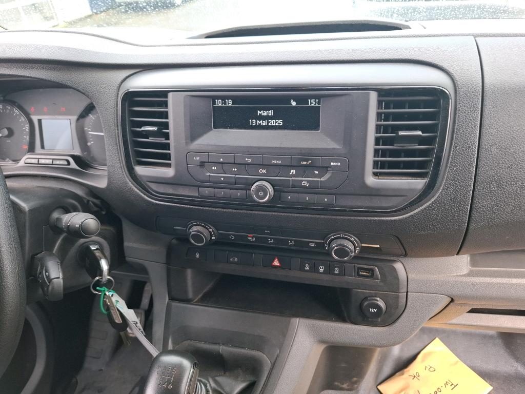 Peugeot EXPERT FGN TOLE STANDARD 2.0 BLUEHDI 120 S&S BVM6 PREMIUM 2020