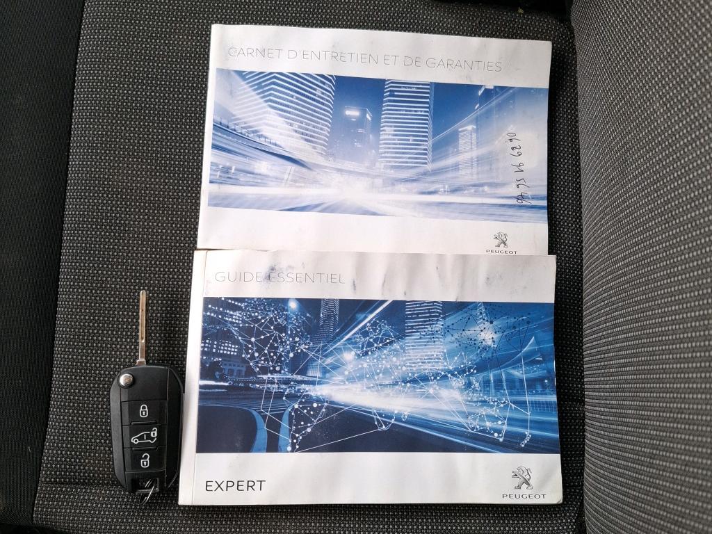 Peugeot EXPERT FGN TOLE STANDARD 2.0  BLUEHDI 120 S&S BVM6 PREMIUM 2018