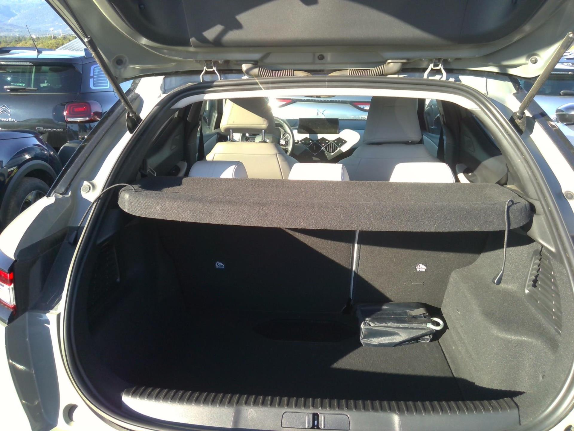 DS DS 3 PureTech 130 EAT8 Esprit de Voyage 2024
