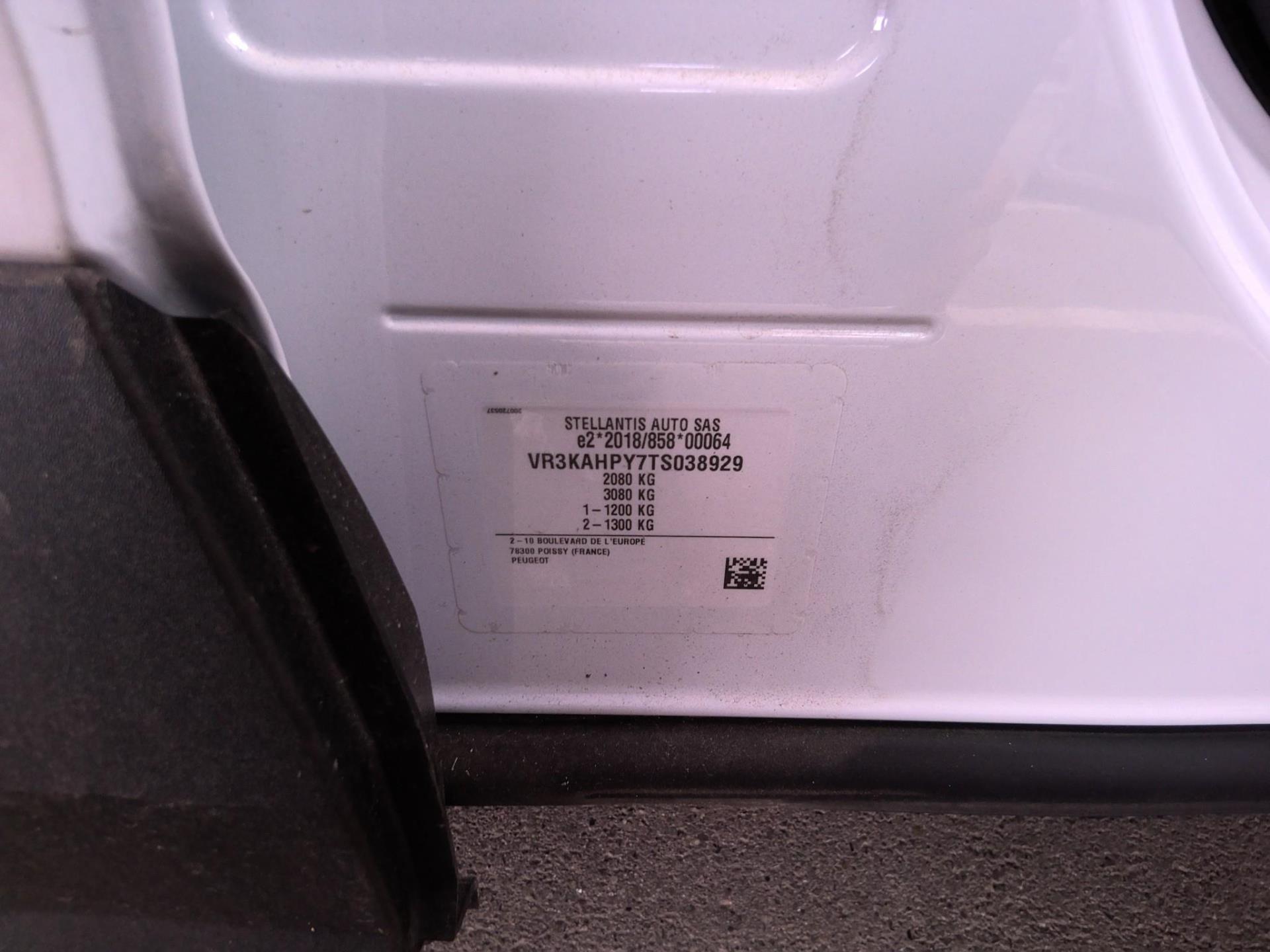 Peugeot 3008 Hybrid 136 e-DCS6 GT 2025