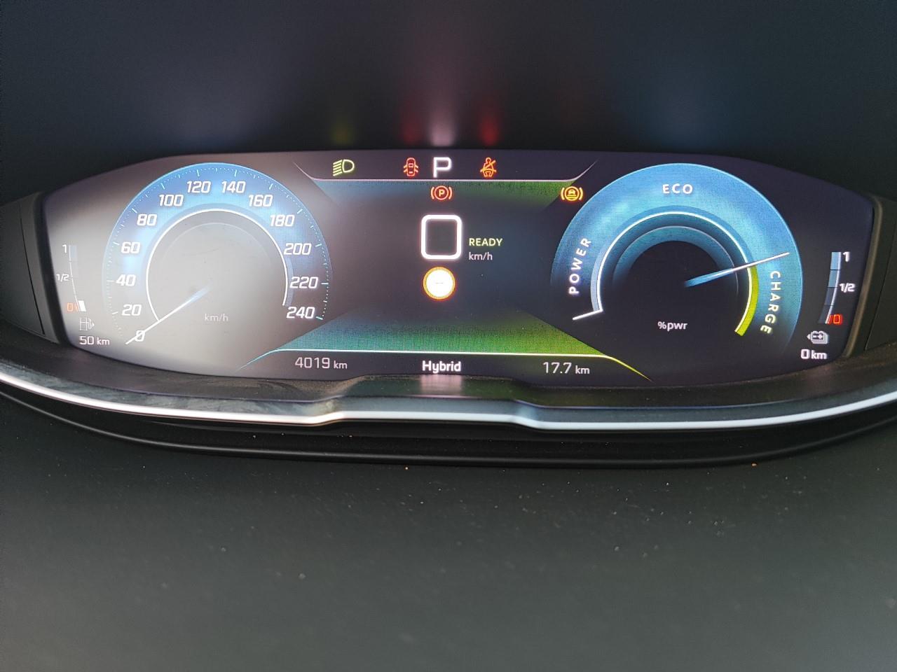 Foto Peugeot 3008 Hybrid 5