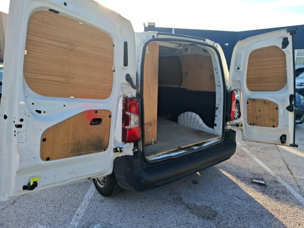 Peugeot PARTNER FOURGON STANDARD 650 KG BLUEHDI 100 S&S BVM5 PREMIUM 2021