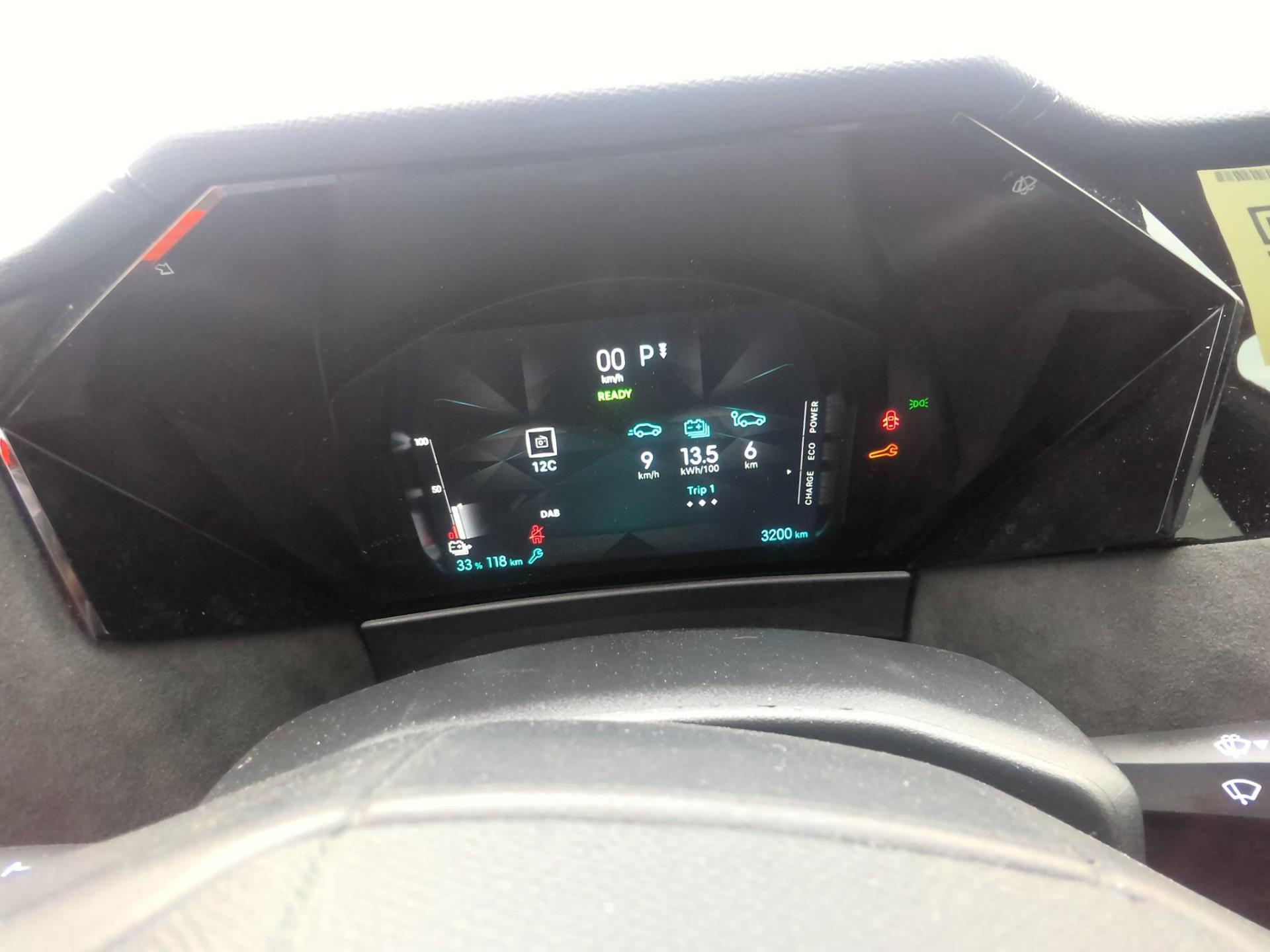 DS N°4 E-Tense Etoile - Alcantara 2024