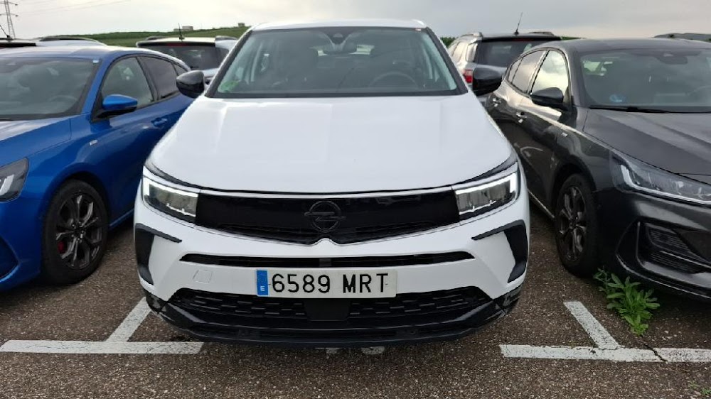 Opel Grandland Grandland GS 1.2T XHT MT6 S/S 130 CV (96kW)