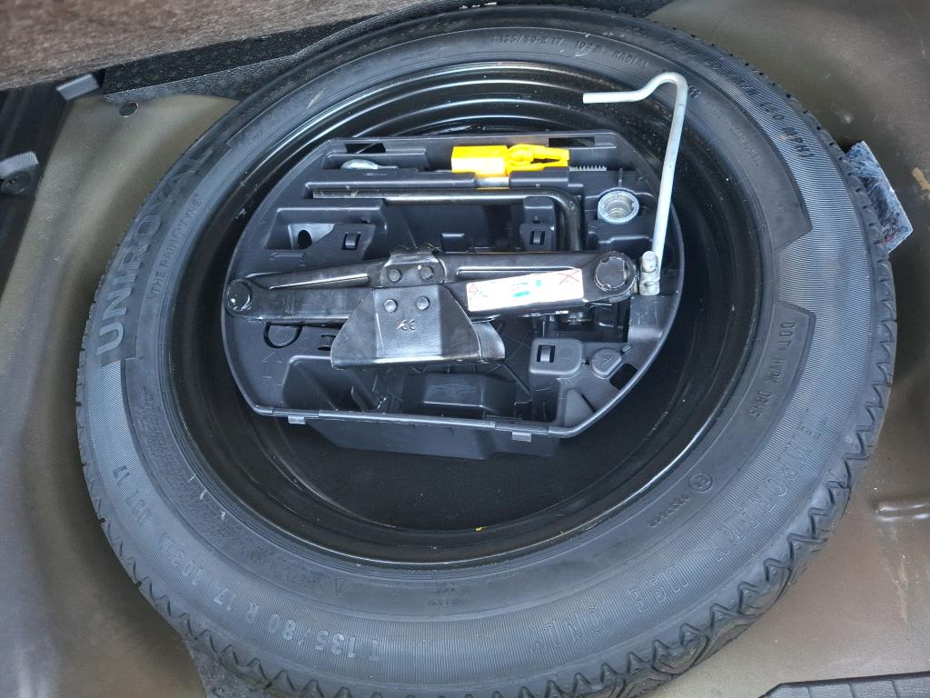 Peugeot 2008 PureTech 130 S&S EAT8 Active Business 2021