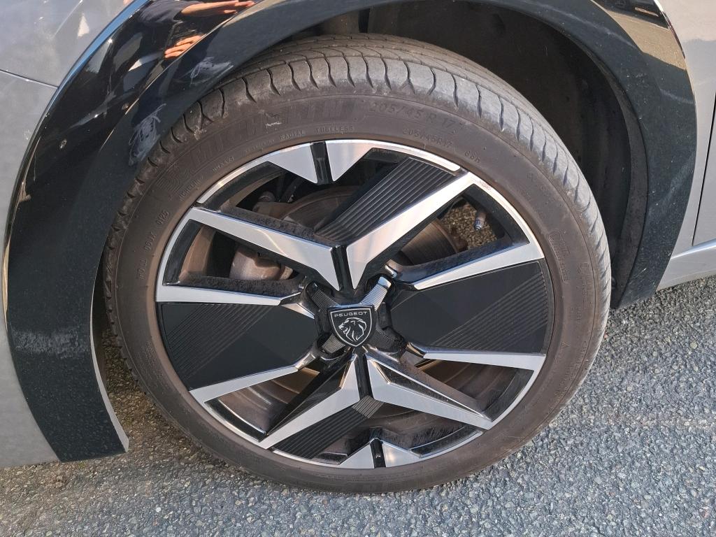 Peugeot 208 Hybrid 100 e-DCS6 GT 2025