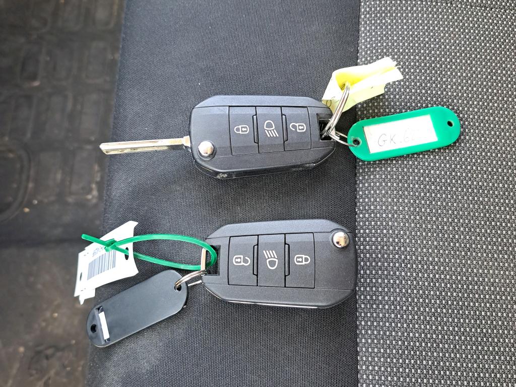 Peugeot EXPERT CA STANDARD BLUEHDI 180 S&S EAT8 FIXE ASPHALT 2022