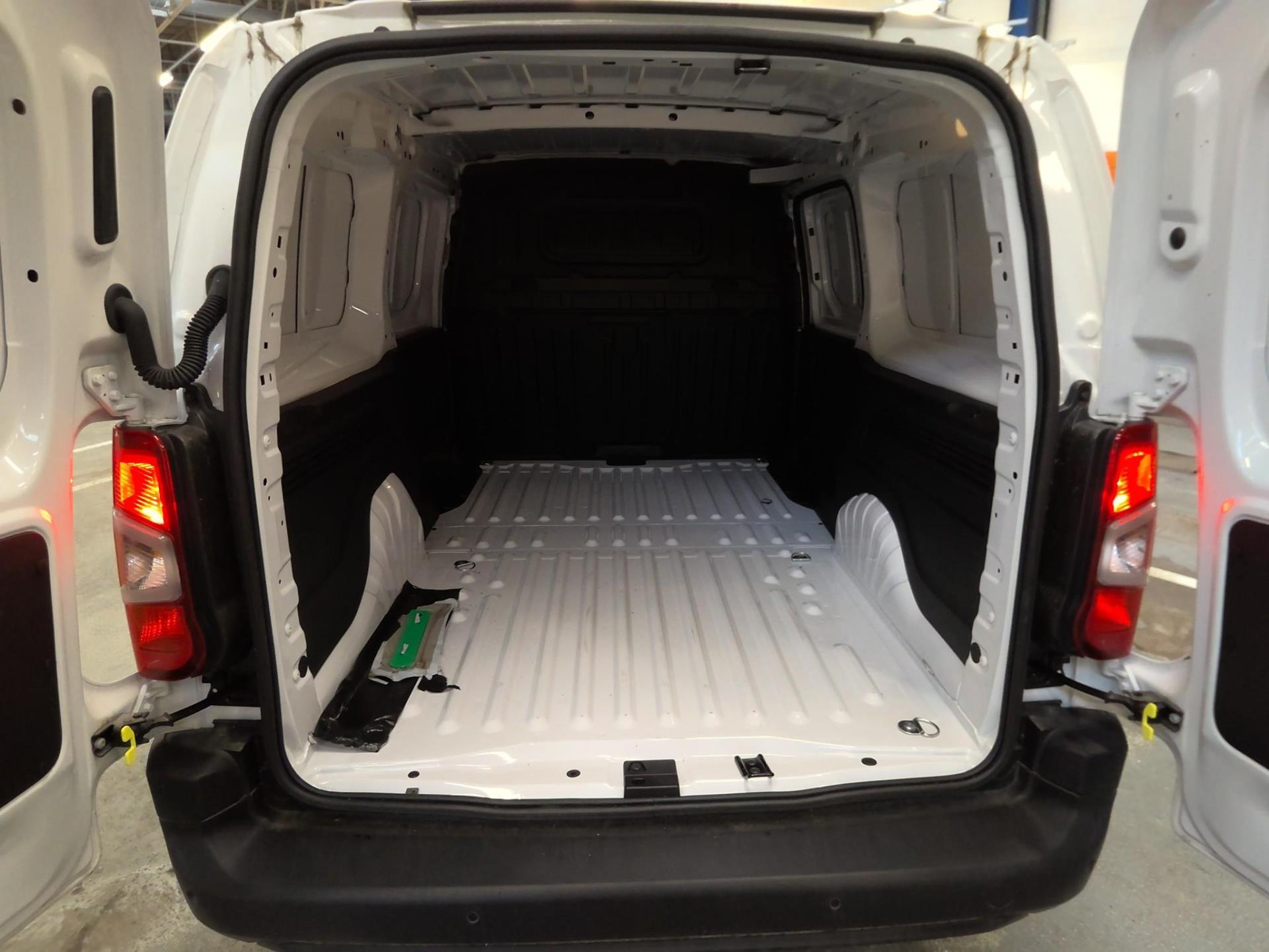 Peugeot PARTNER FOURGON XL 950 KG BLUEHDI 100 S&S BVM6 2024