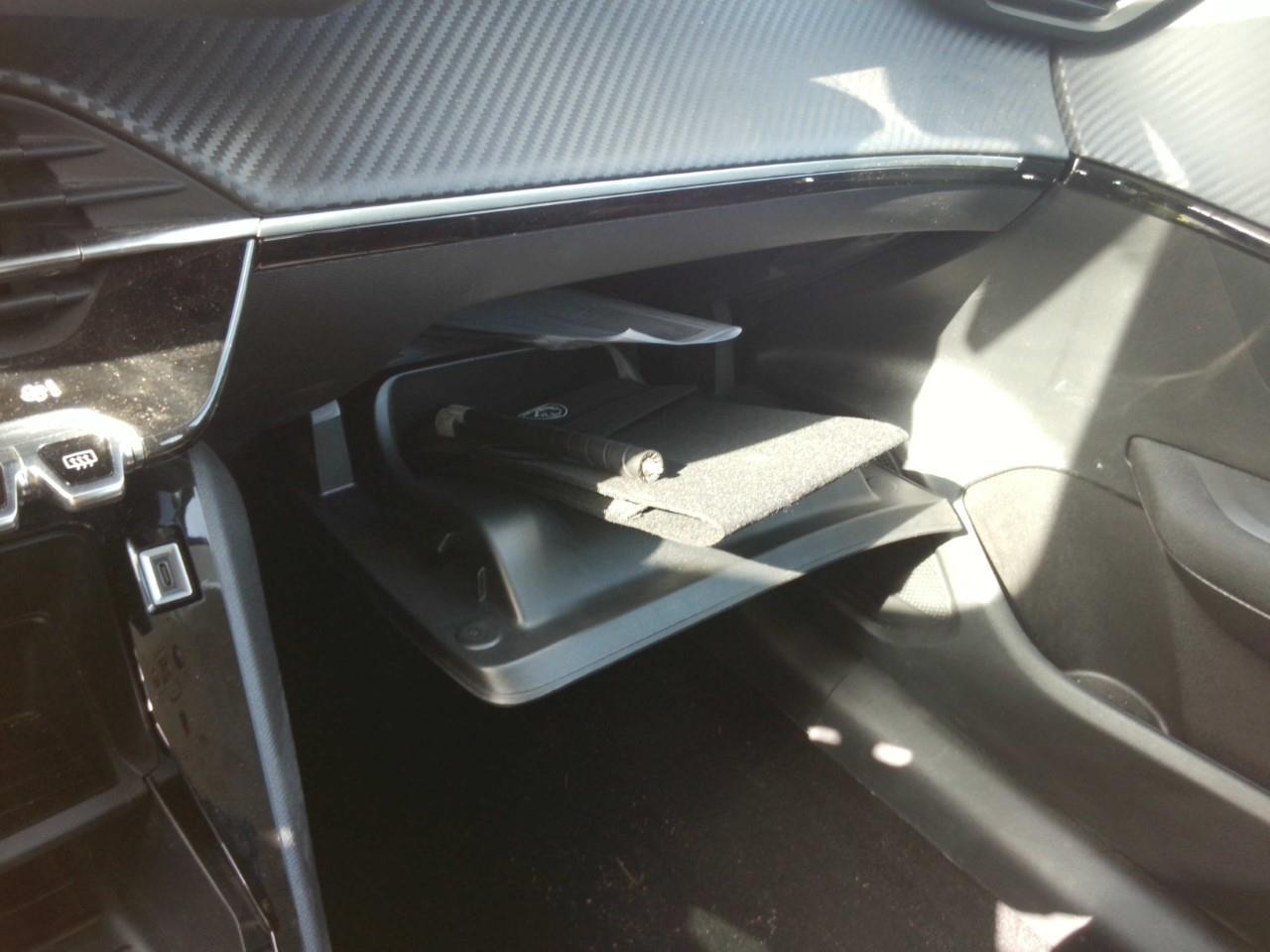 Foto Peugeot 208 18