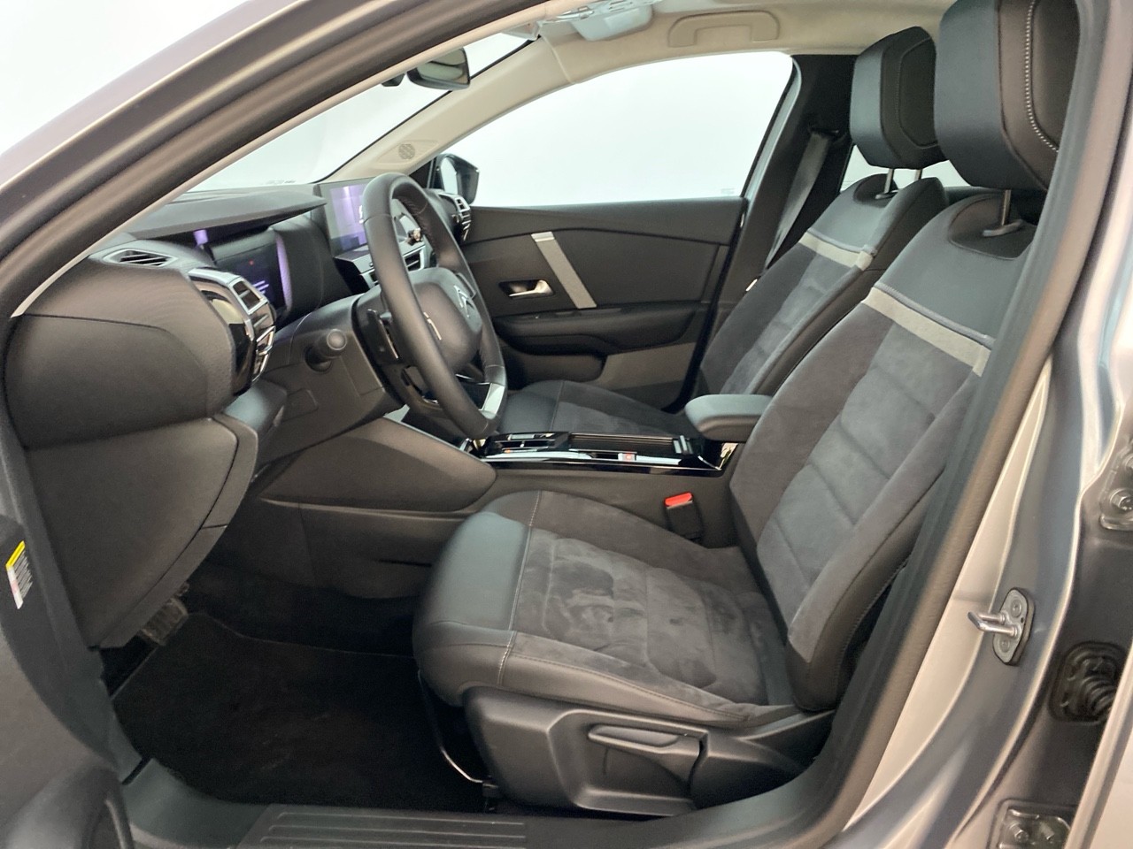 Citroen C4 X BlueHDi 130 S&S EAT8 Shine Pack 2023