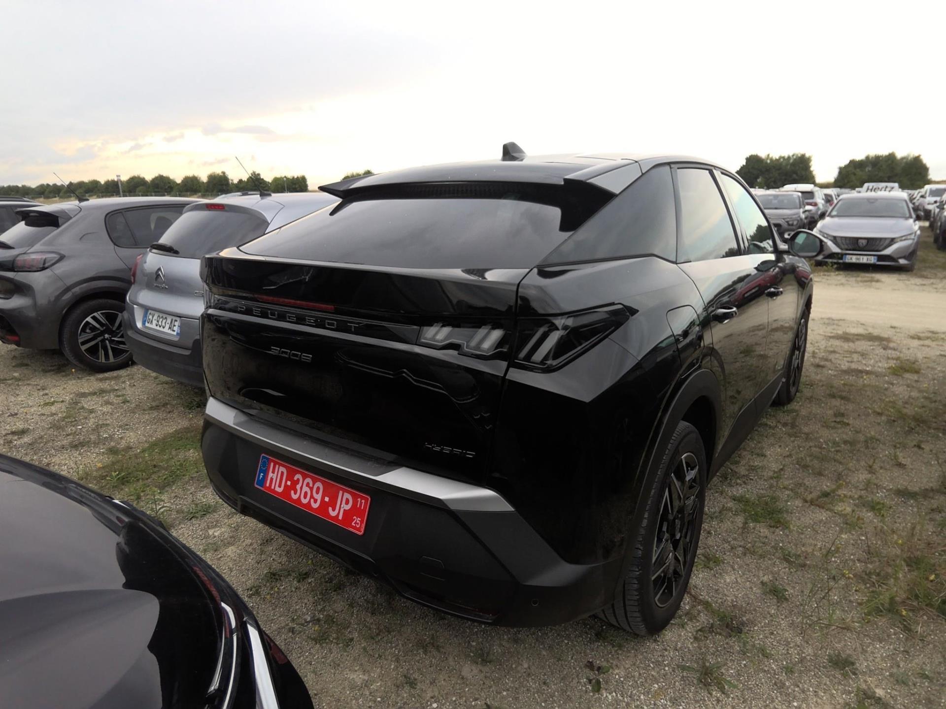 Peugeot 3008 Hybrid 145 e-DCS6 Allure 2025