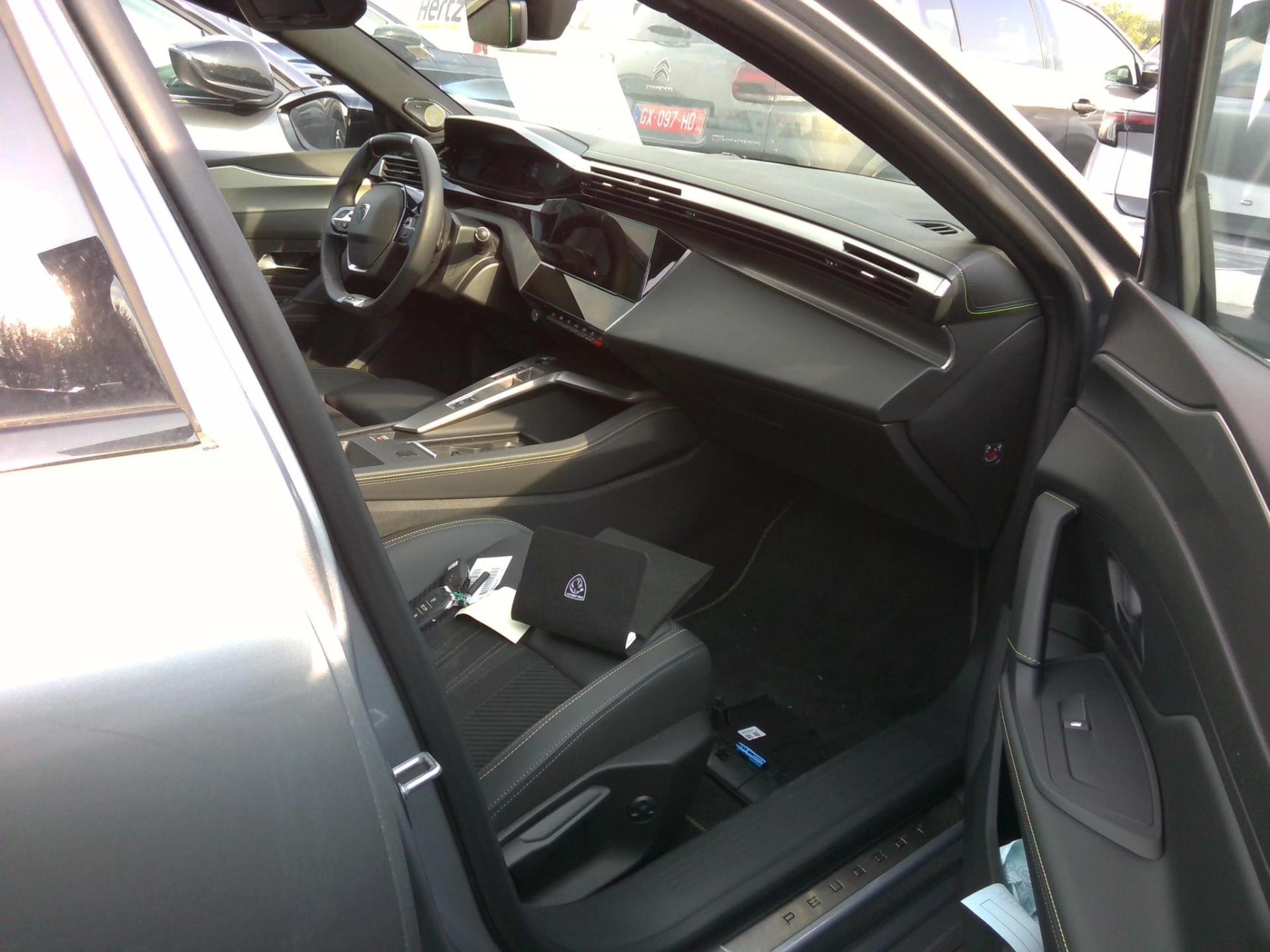 Peugeot 308 BlueHDi 130ch S&S EAT8 GT 2023