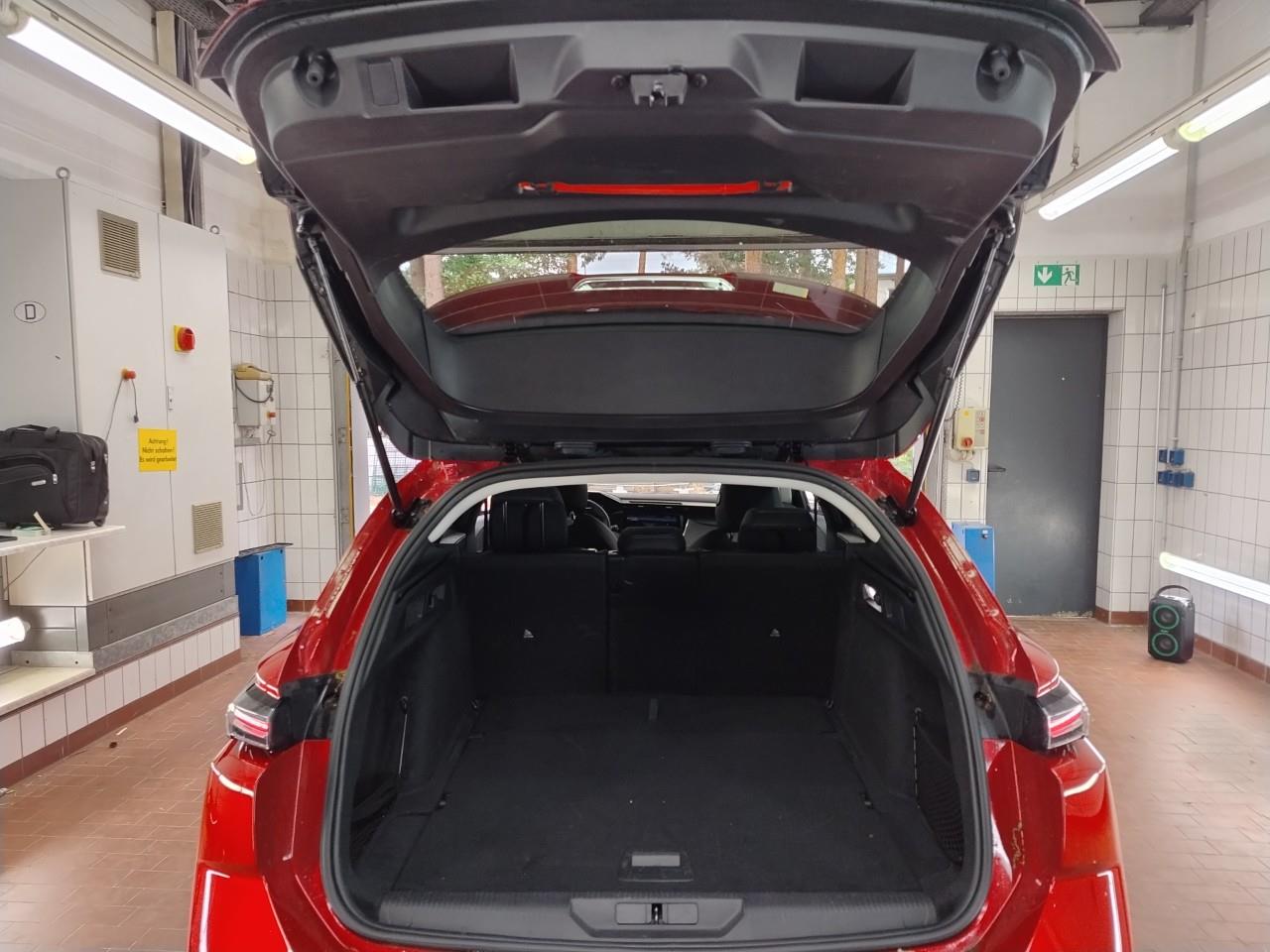 Peugeot 308 III