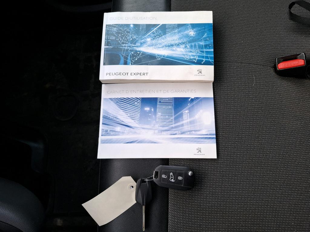 Peugeot EXPERT FGN TOLE STANDARD 2.0 BLUEHDI 120 S&S BVM6 PREMIUM 2018