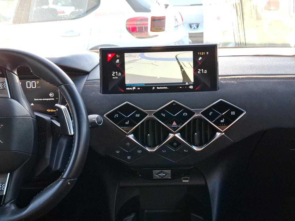 DS DS3 Crossback BlueHDi 130 EAT8 Performance Line+ 2022