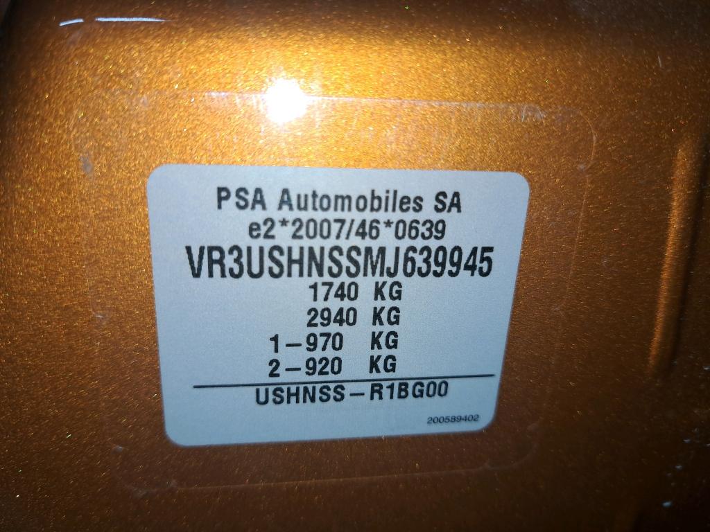 Peugeot 2008 PureTech 130 S&S EAT8 Allure Business 2021