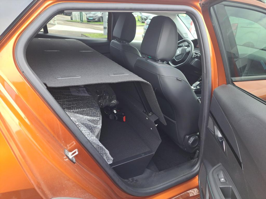 Peugeot 2008 BlueHDi 130 S&S EAT8 Allure Business 2021