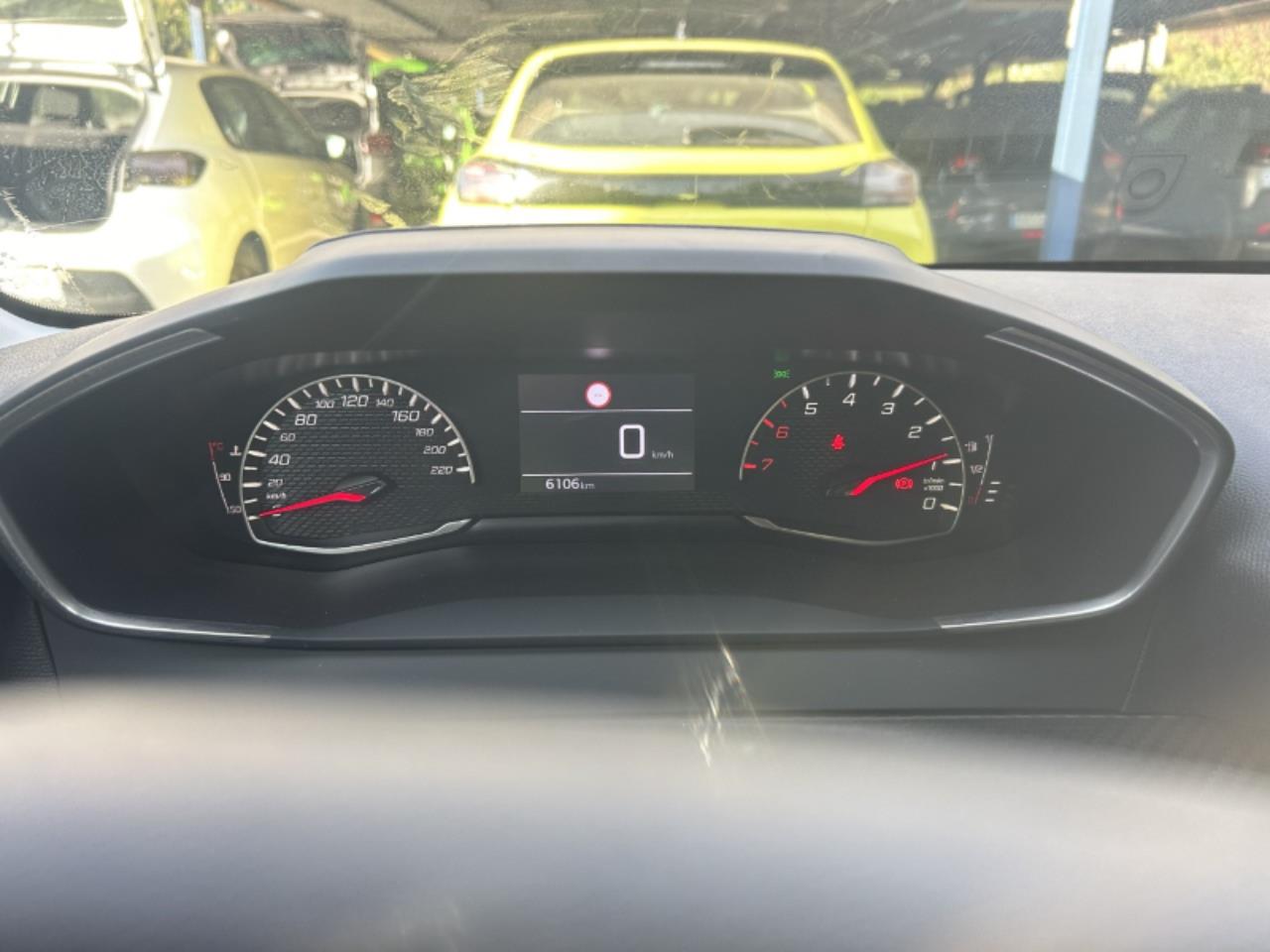 Foto Peugeot 208 5